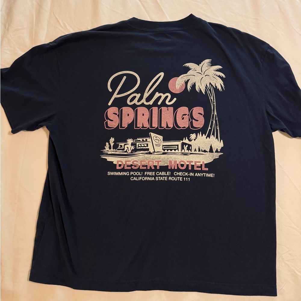 Hollister men’s t-shirt